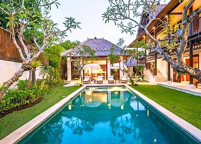 Garden 3 Bedroom Private Pool Garden View Ir110a جيمباران