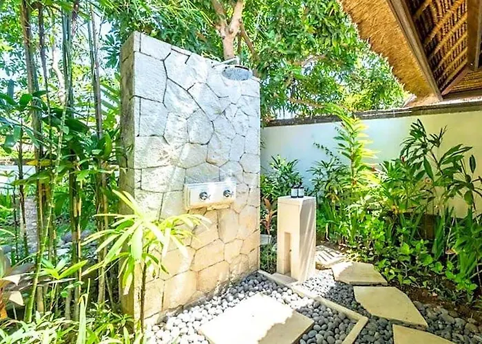 Garden 3 Bedroom Private Pool Garden View Ir110a فندق