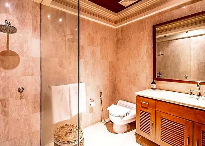 Garden 3 Bedroom Private Pool Garden View Ir110a فندق جيمباران